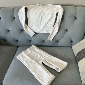 BEYOUTY White Knitted Set
Size XS
